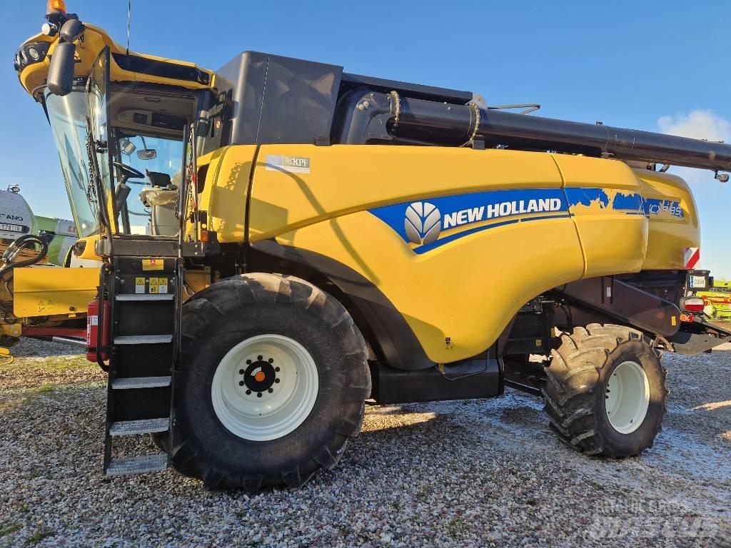 New Holland CX 8.85 Sklízecí mlátičky