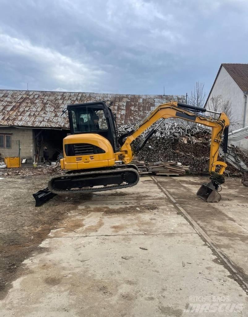 CAT 305 C CR Mini rýpadla < 7t