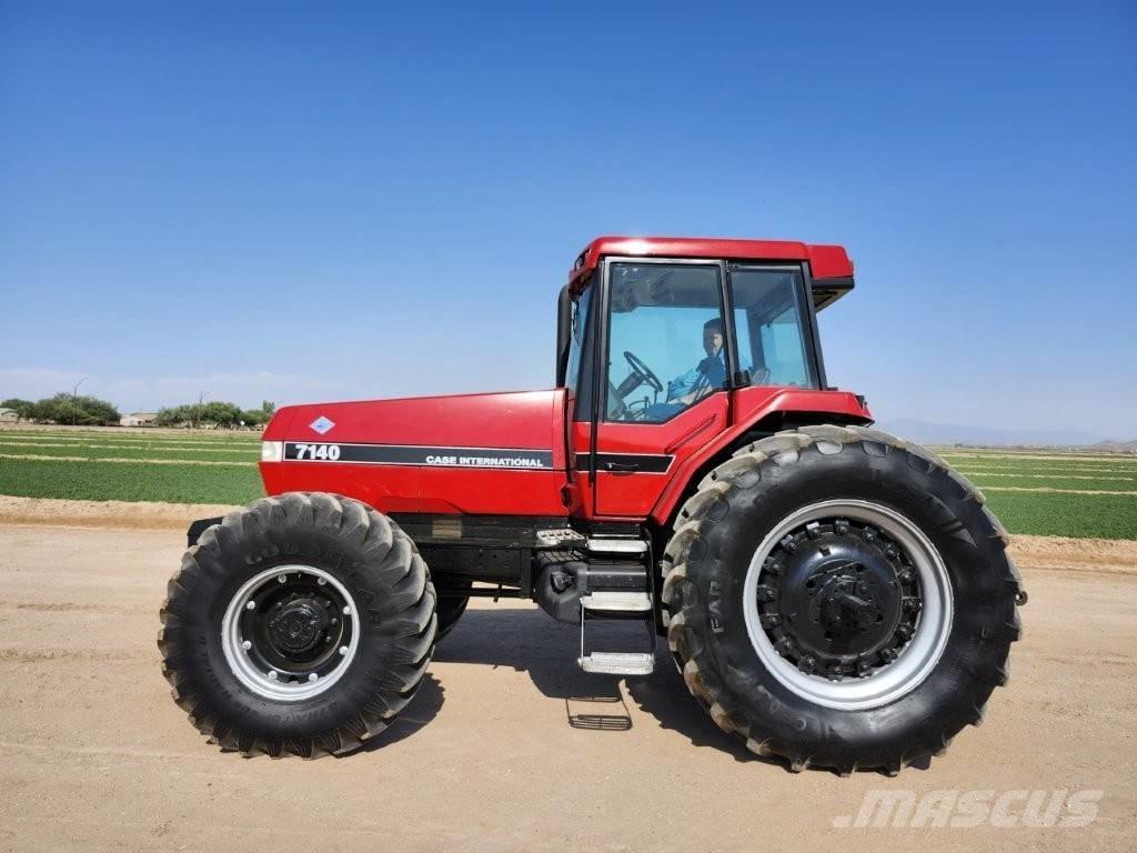 Case IH 7140 Traktory