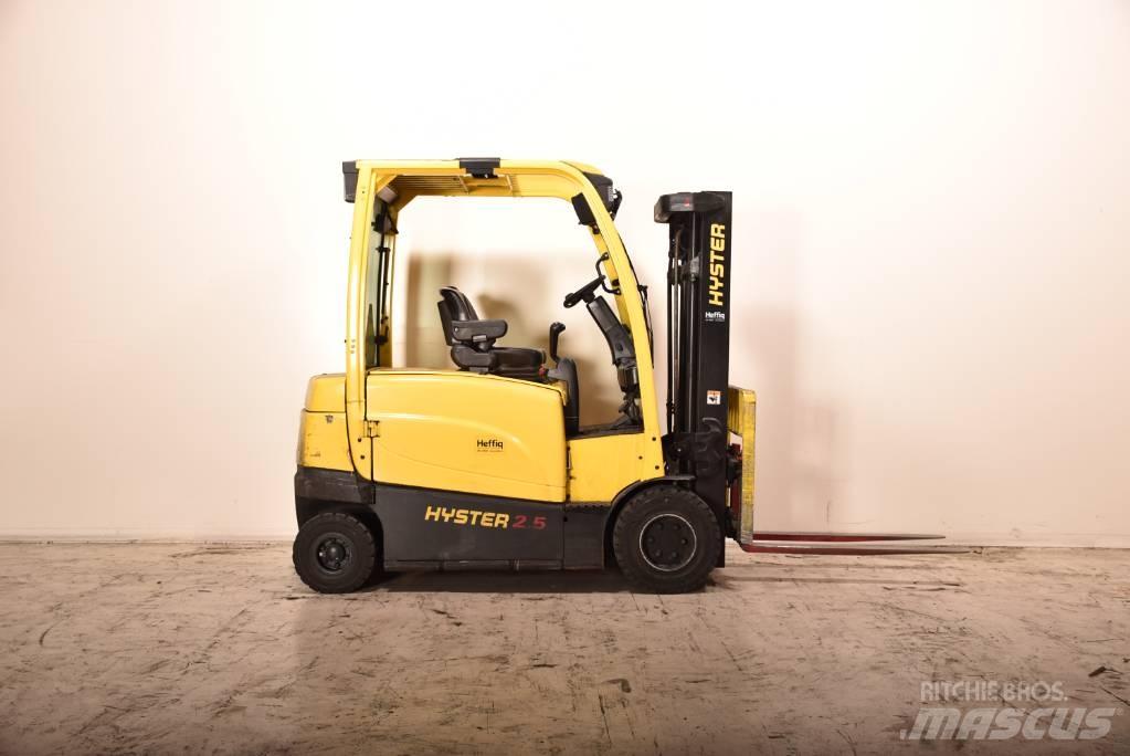 Hyster J 2.5 XN Akumulátorové vozíky