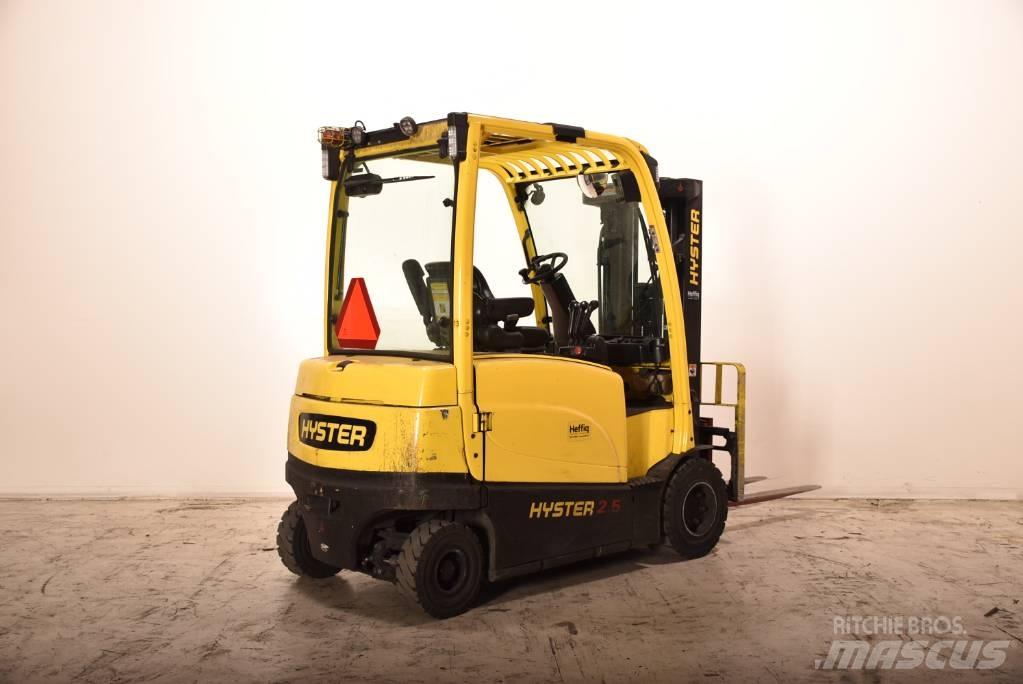 Hyster J 2.5 XN Akumulátorové vozíky