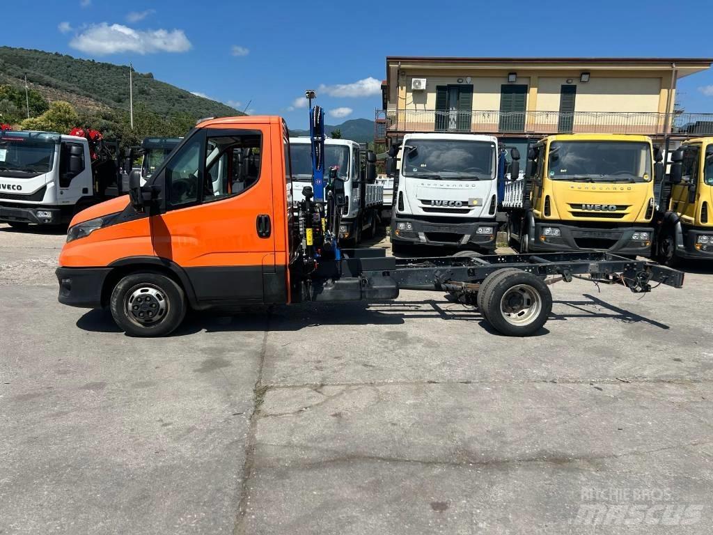 Iveco Daily 35-140 Autojeřáby, hydraulické ruky