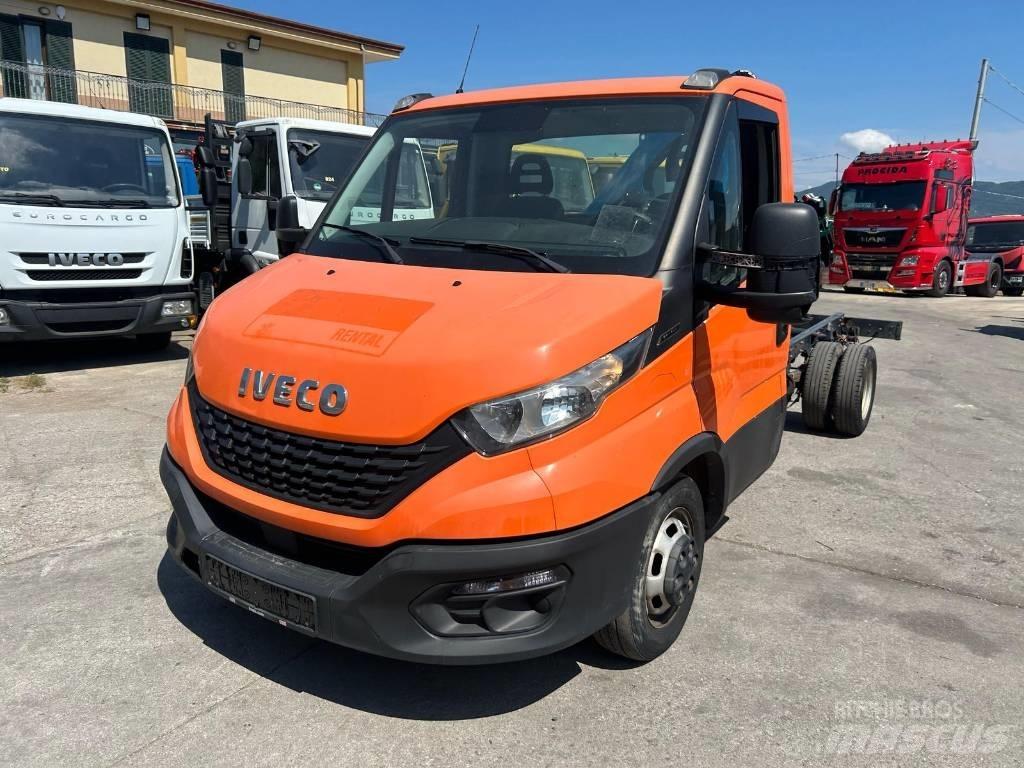 Iveco Daily 35-140 Autojeřáby, hydraulické ruky