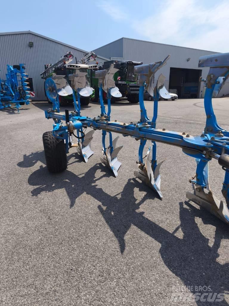 Lemken Juwel 7 Oboustranné pluhy