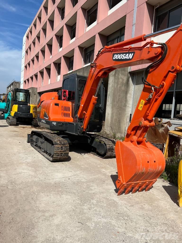 Doosan DX60 Mini rýpadla < 7t