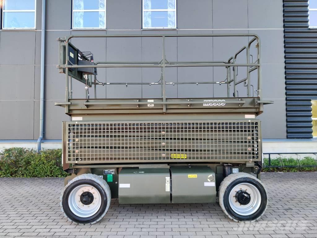 JLG M 3369 Saxlift Nůžková zvedací plošina