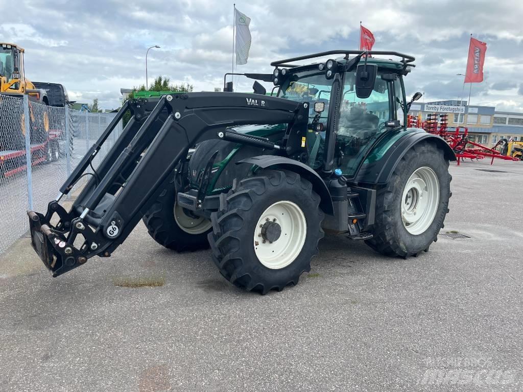Valtra N174 D TT +L Traktory