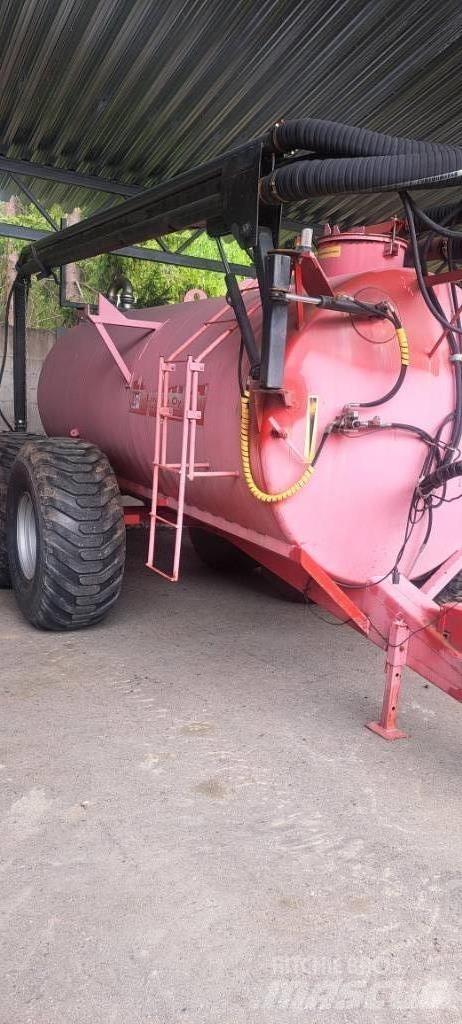 Livakka 12,5 m3+PK Kalové cisterny