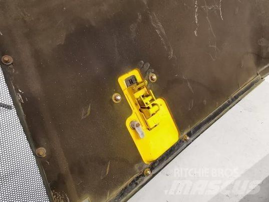 JCB 540-70 mask Kabiny a interiér