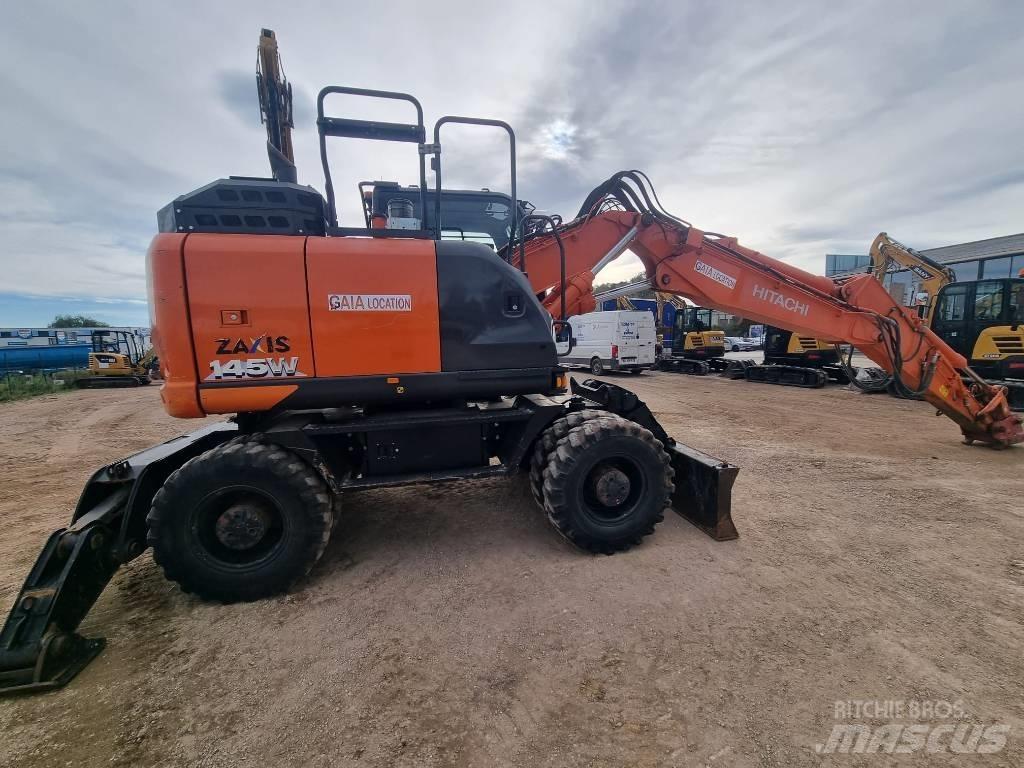 Hitachi ZX145W Kolová rýpadla