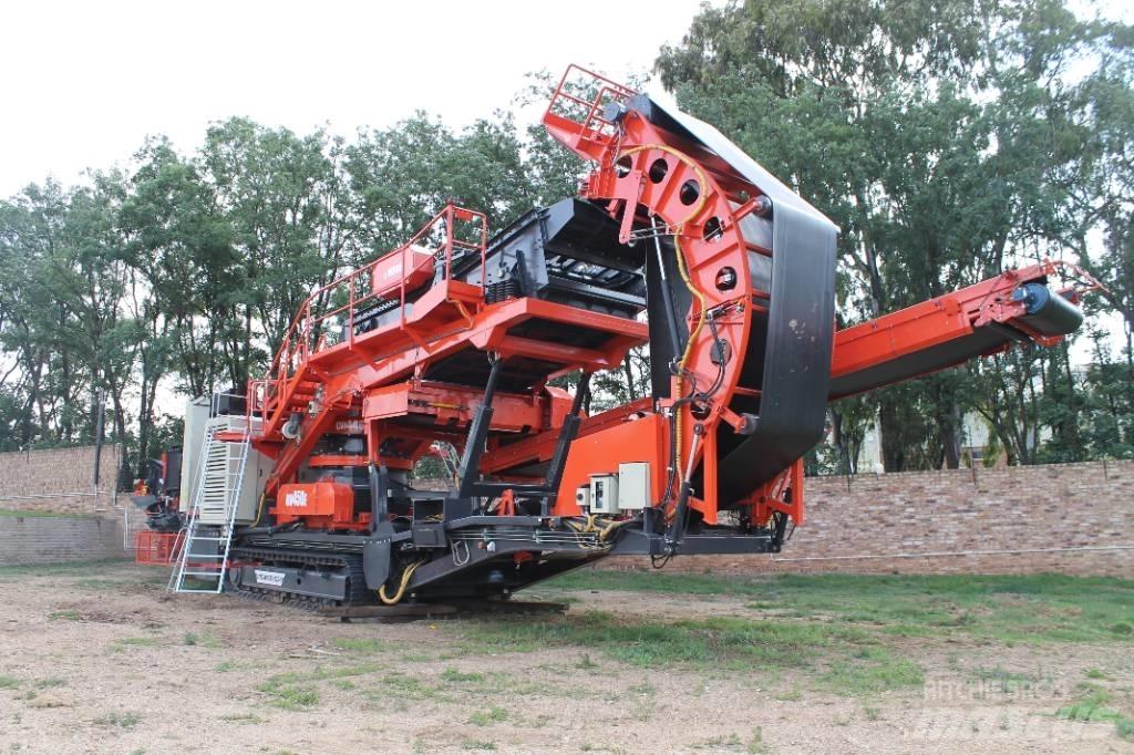 Sandvik UH450E Mobilní drtiče