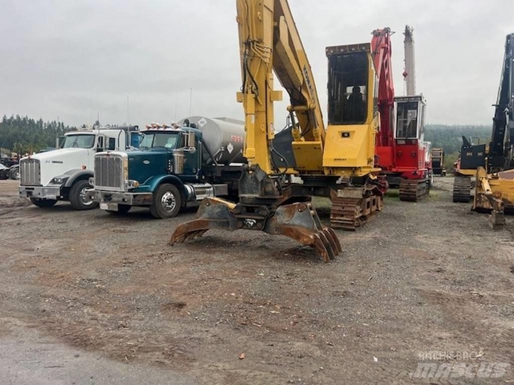 Komatsu PC210LL-10 Lesní nakladače