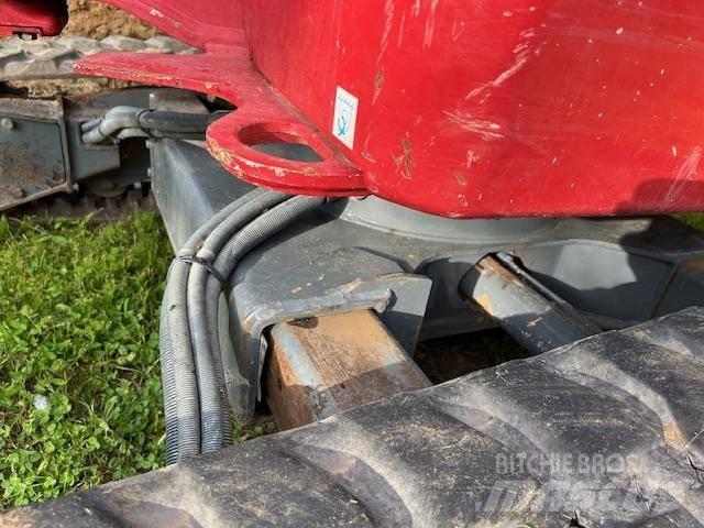 Takeuchi TB 225 Mini rýpadla < 7t