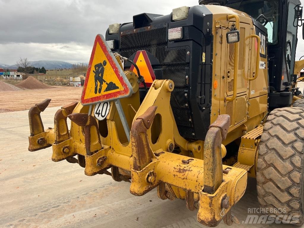 CAT 140 M 2 VHP Grejdry