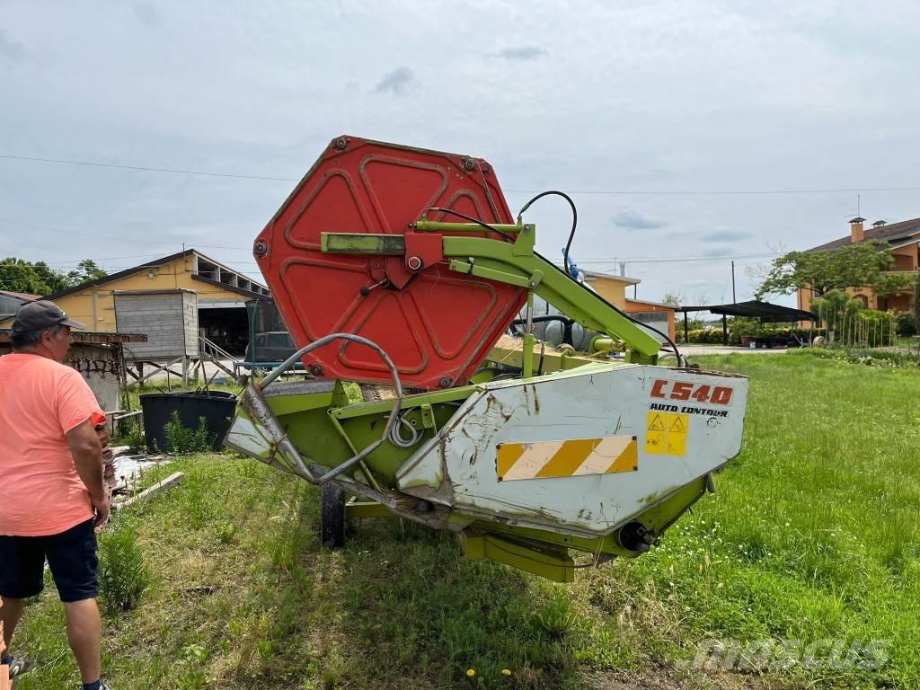 CLAAS C 540 Kombajnové hlavice