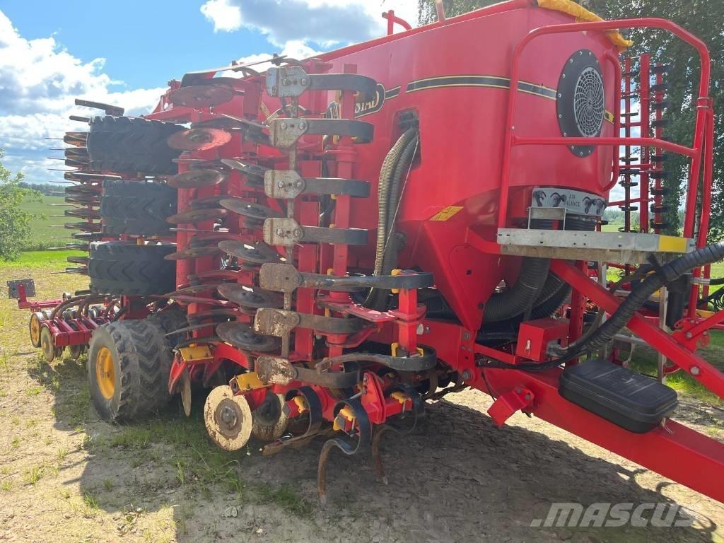 Väderstad SPIRIT600C Kombinované secí stroje