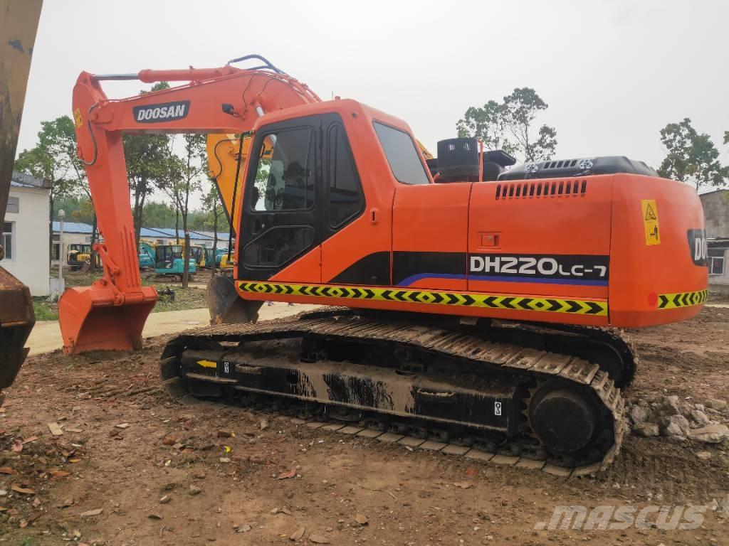Doosan DH220LC-7 Pásová rýpadla