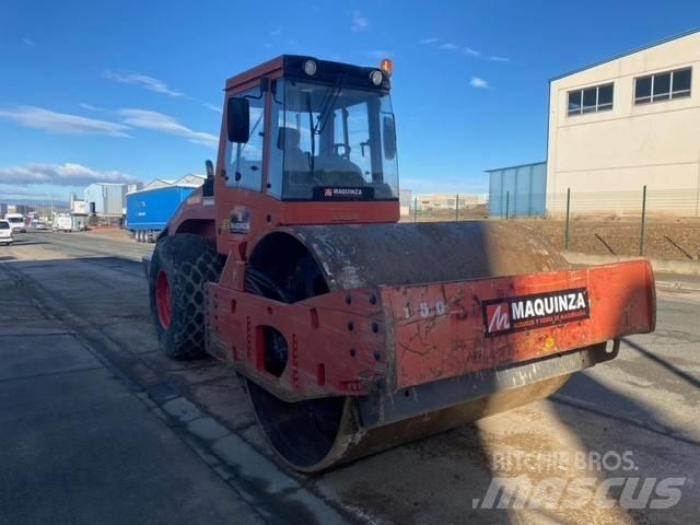 Bomag BW 219 D-4 Tahačové válce