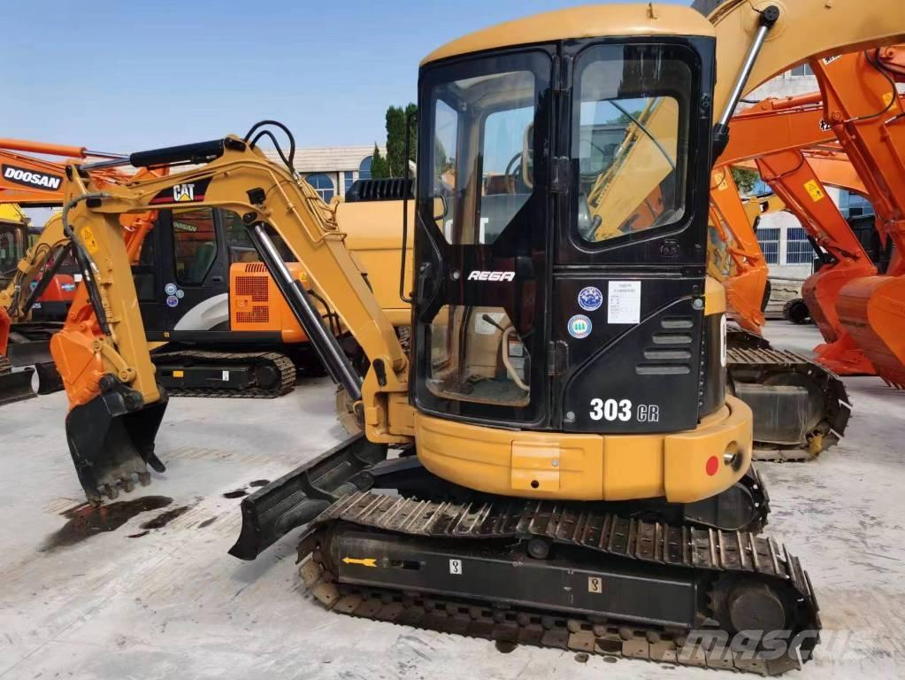 CAT 303 CR Mini rýpadla < 7t
