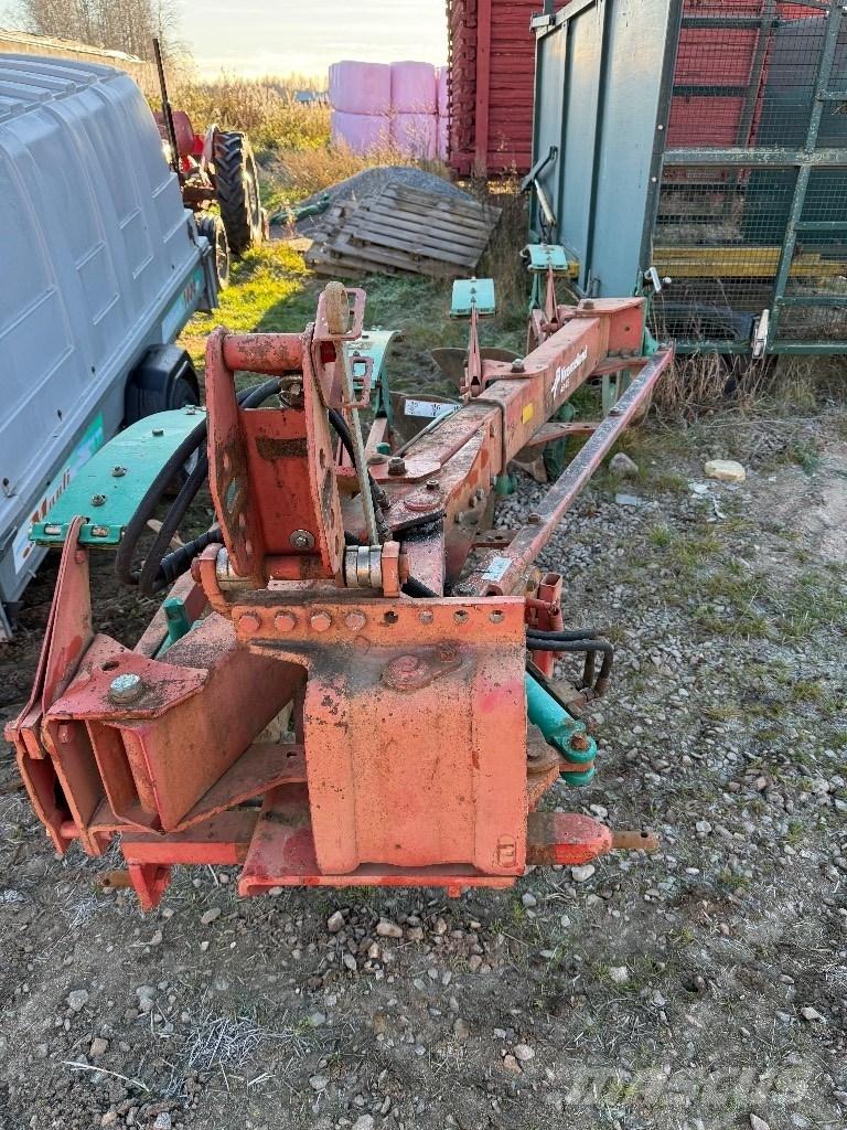 Kverneland AD-85 Konvenční pluh