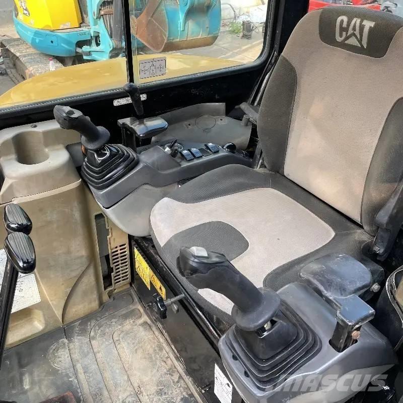 CAT 303.5 C CR Mini rýpadla < 7t