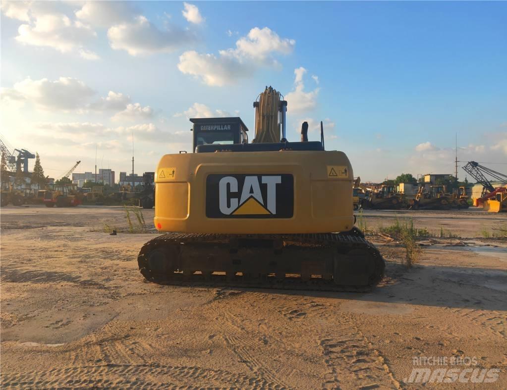 CAT 325 D L Pásová rýpadla