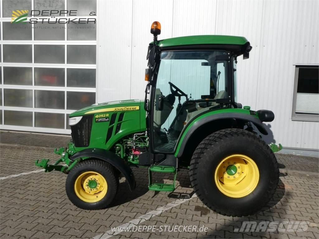 John Deere 4052R Kompaktní traktory