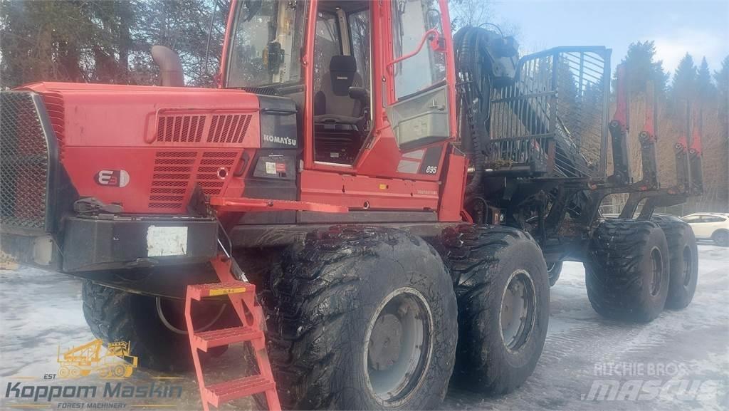 Komatsu 895 Vyvážecí traktory