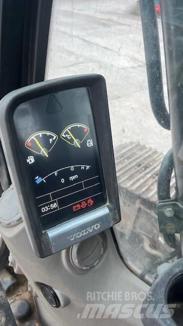 Volvo EC 220 DL Pásová rýpadla