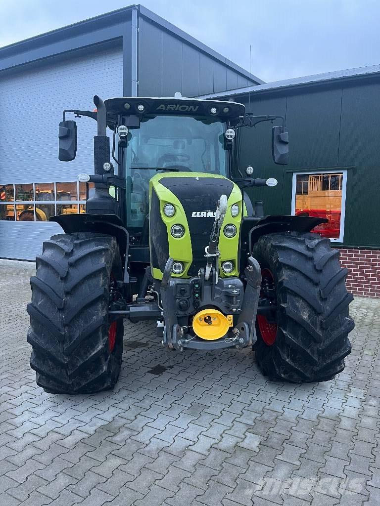CLAAS Arion 660 Traktory