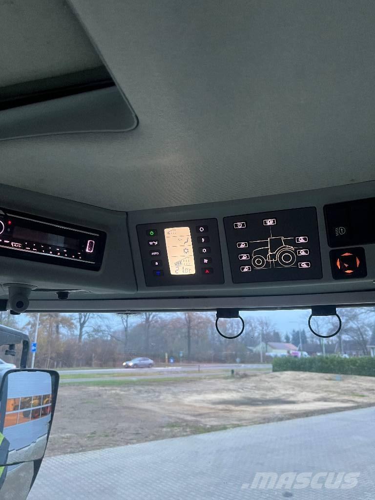 CLAAS Arion 660 Traktory