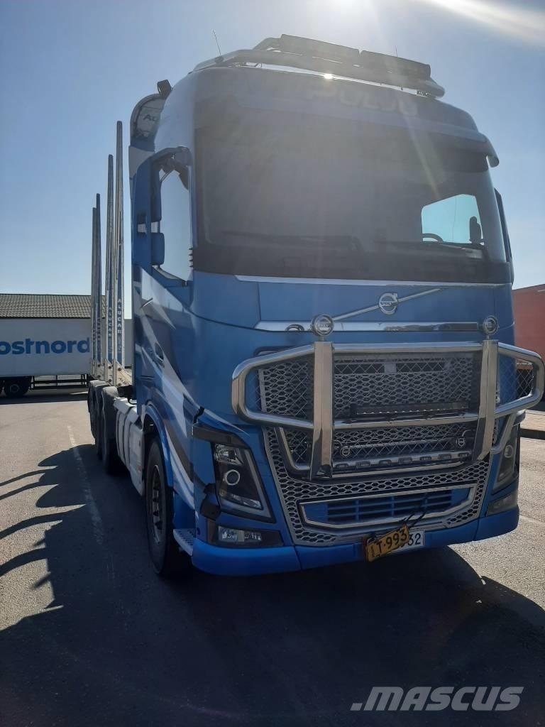 Volvo FH 16 Vozy na přepravu kmenů