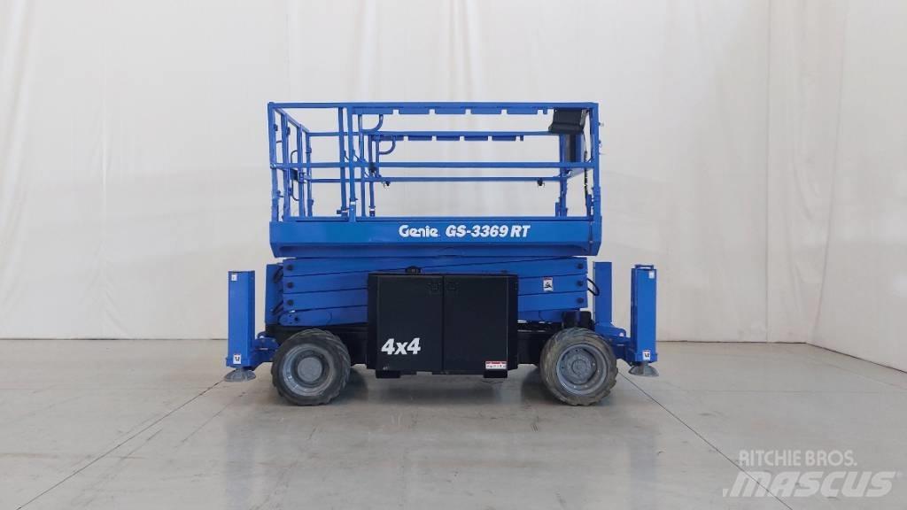 Genie GS 3369 RT Nůžková zvedací plošina