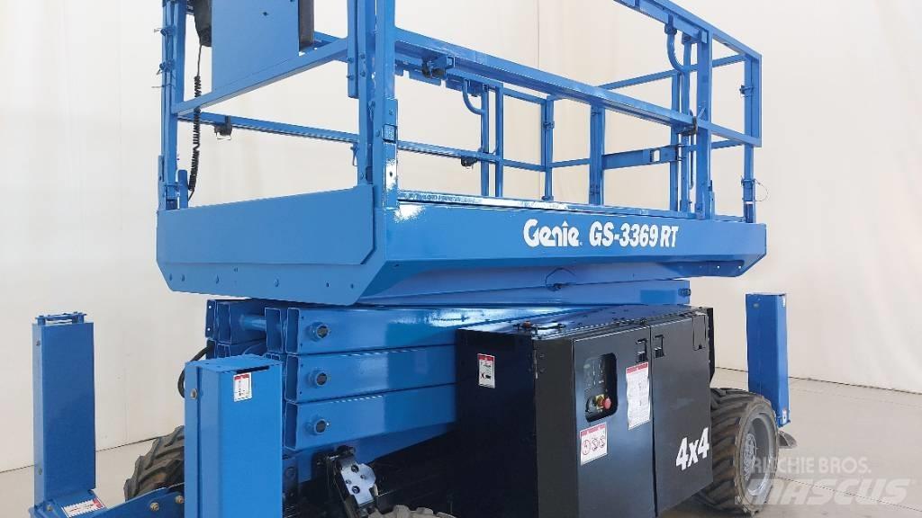 Genie GS 3369 RT Nůžková zvedací plošina