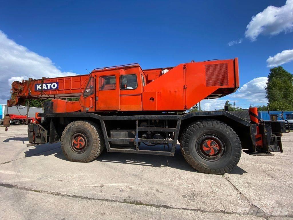 Kato KR 500 Jeřáby pro těžký terén