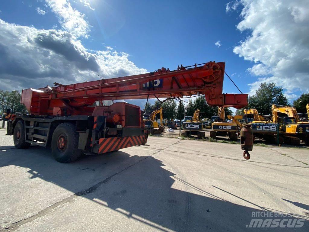 Kato KR 500 Jeřáby pro těžký terén