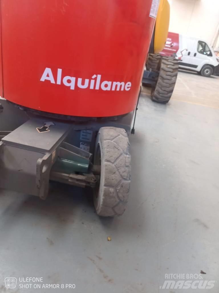 JLG E 300 AJP Kloubové plošiny