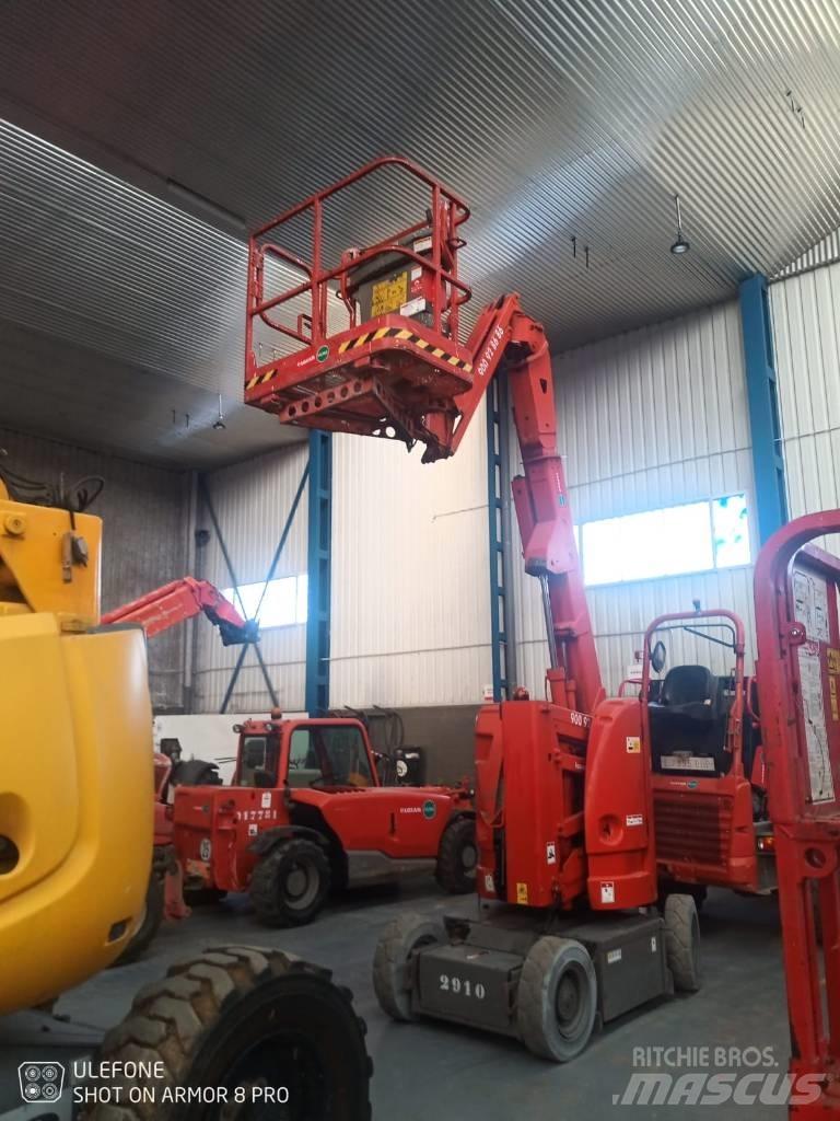 JLG E 300 AJP Kloubové plošiny