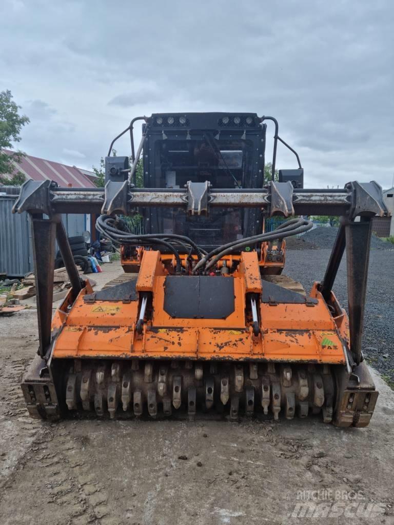 FAE PT-300 Lesní traktory