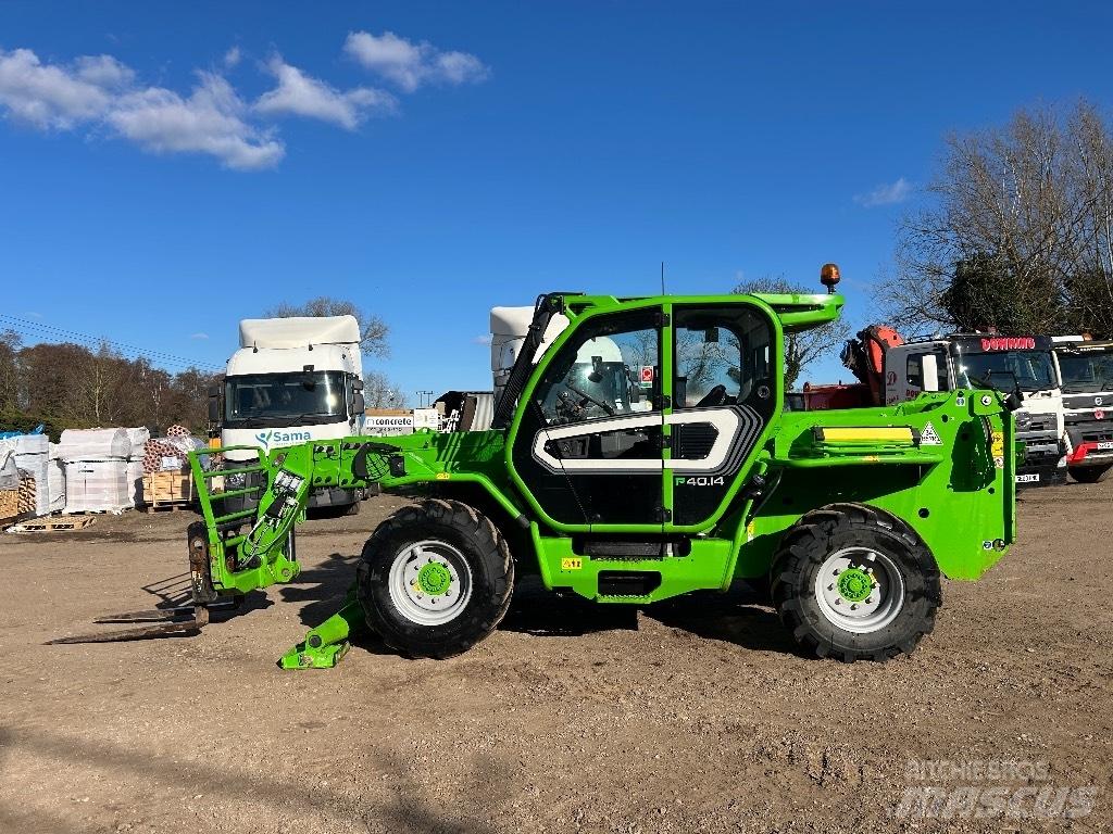 Merlo P40.14 Teleskopické manipulátory