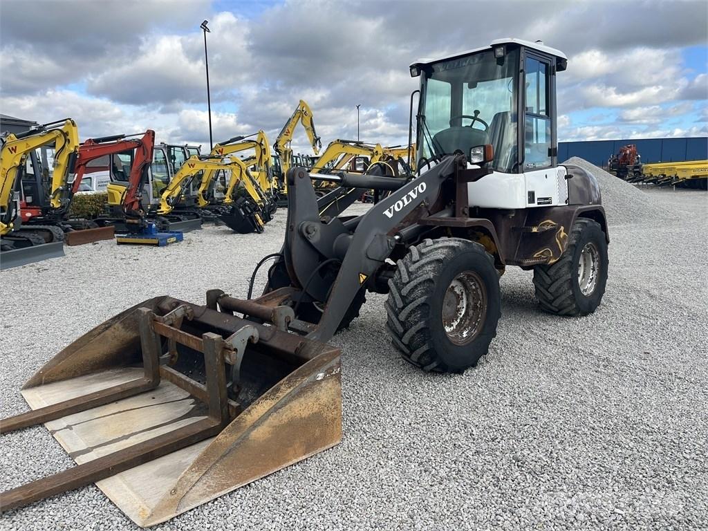 Volvo L 35 B Kolové nakladače