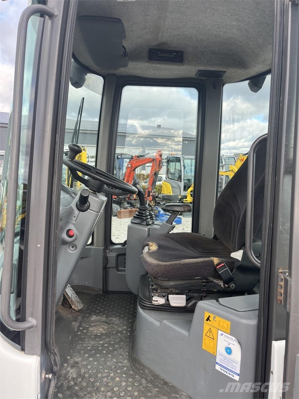 Volvo L 35 B Kolové nakladače
