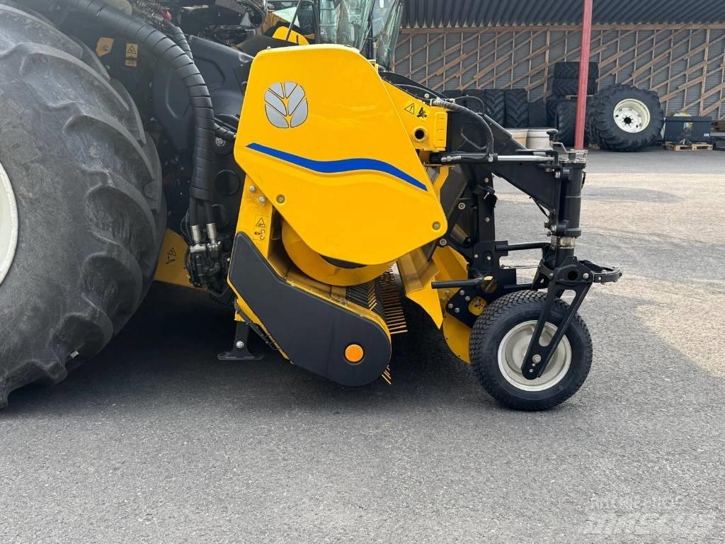 New Holland FR 550 Samojízdné sekačky