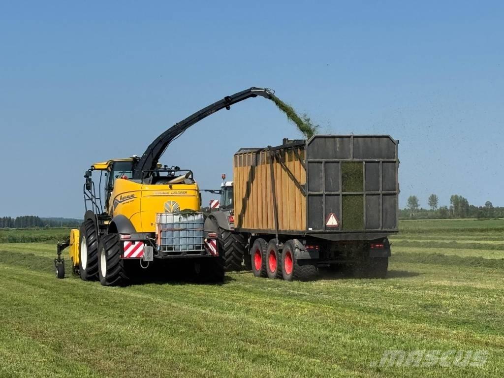 New Holland FR 550 Samojízdné sekačky