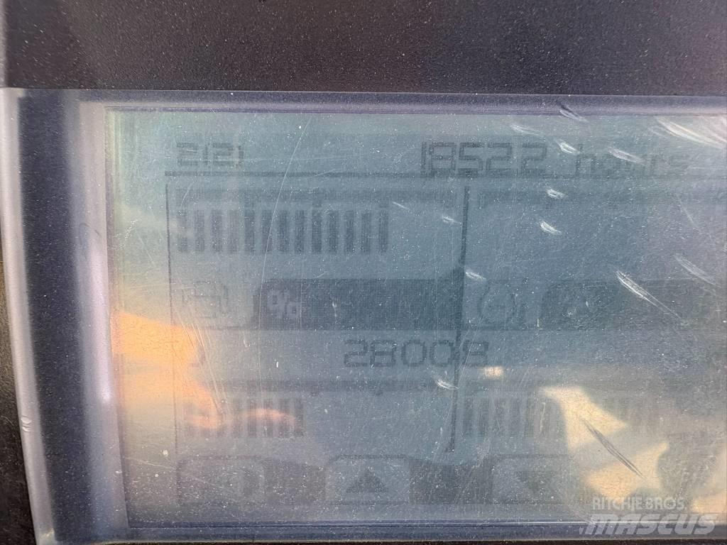 CAT CB 24 B Tandemové válce