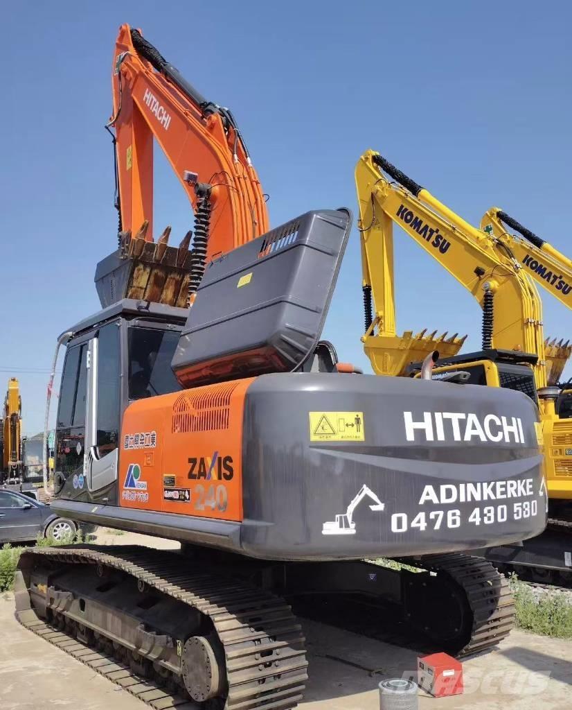 Hitachi ZX 240 Pásová rýpadla