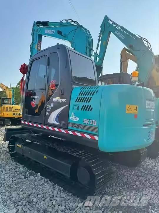 Kobelco SK 75 Pásová rýpadla
