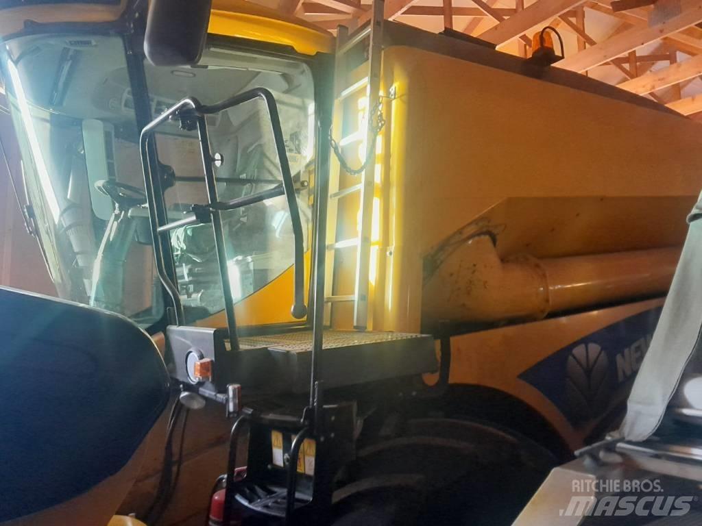 New Holland TC 4.90 Sklízecí mlátičky