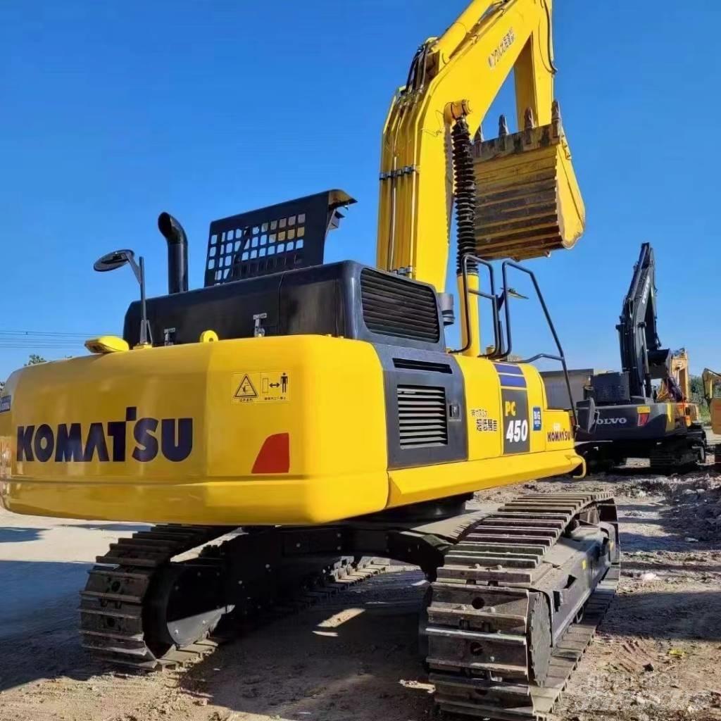 Komatsu PC 450 Pásová rýpadla