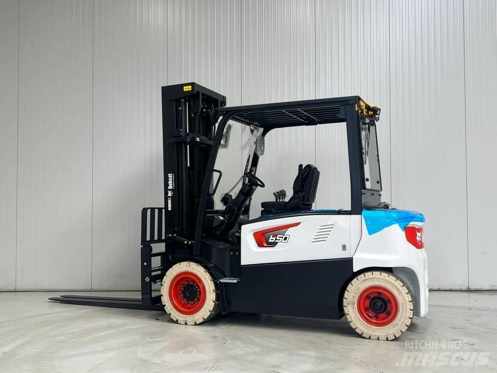 Bobcat B50XC-7 Akumulátorové vozíky
